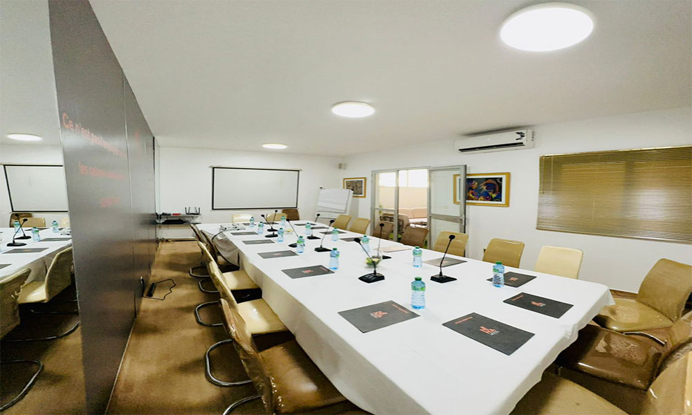 photo chambre Hôtel Nina centre ville Dakar